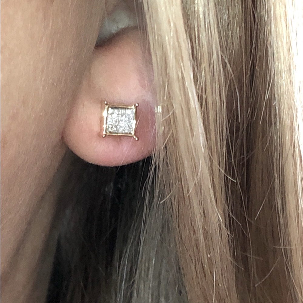 Solid Stamped 14K Yellow Gold Natural Diamond Stud Earrings Unisex Men Women